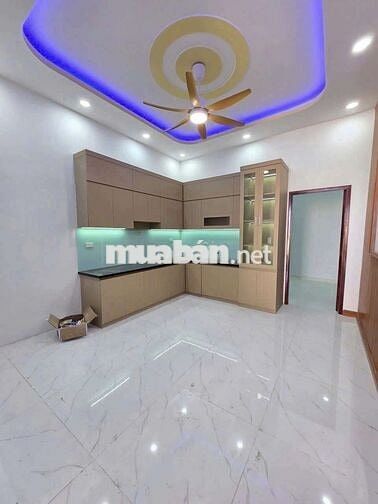 Nhà phố mới xây gần chợ Bình An và làng đại học quốc gia Tphcm