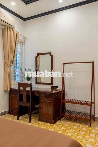 Nhà nguyên căn riêng biệt - Nội thất cao cấp