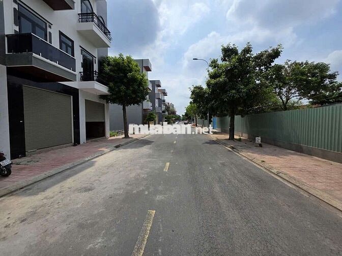 Đất đẹp trục chính kdc Lê Phong An Phú 1 Thuận An