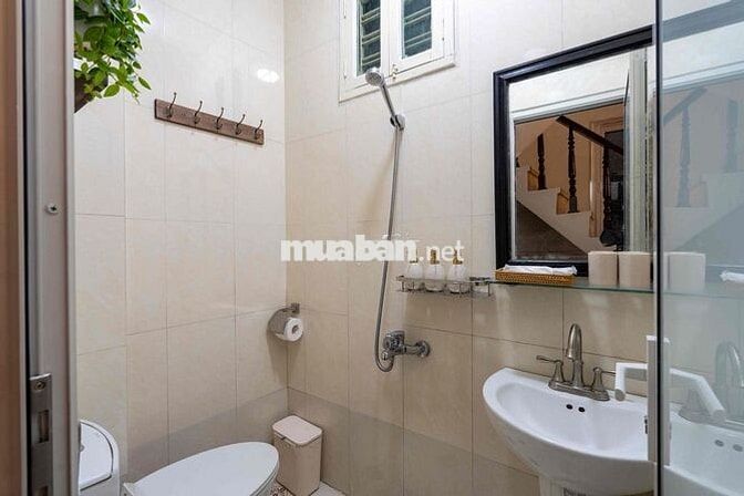 Nhà nguyên căn riêng biệt - Nội thất cao cấp