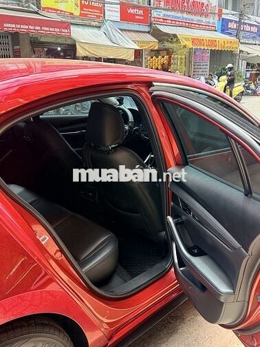 Mazda 3 Luxury 2024 Đỏ 18.000 km