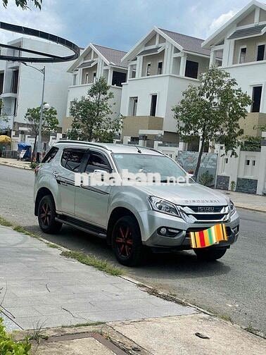 Isuzu MU-X 2016 Bạc