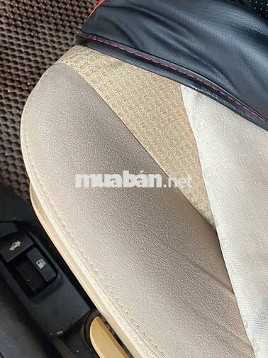 Toyota Vios màu Bạc 5 chỗ
