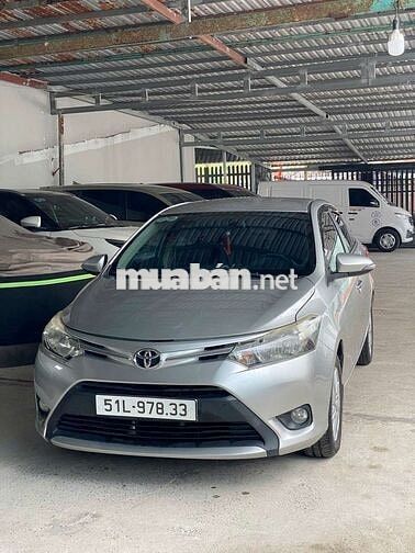 Toyota Vios màu Bạc 5 chỗ