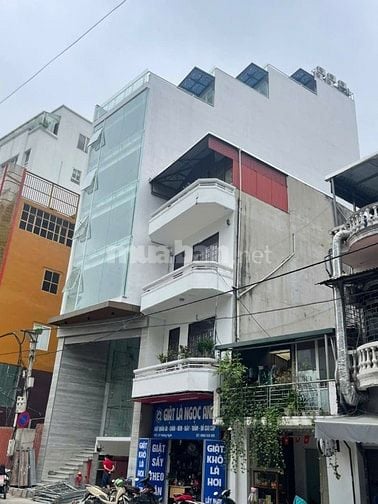 Bán  toà nhà 65 Hoàng Ngân, nhà 9 tầng nổi và 1 tầng  hầm có GPXD