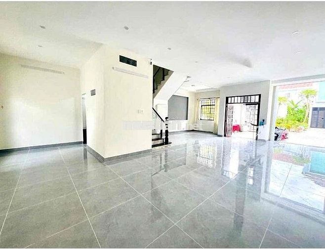 CHO THUÊ BIỆT THỰ 2 LẦU - SẴN NỘI THẤT - KDC CTY 8 - TP. CẦN THƠ