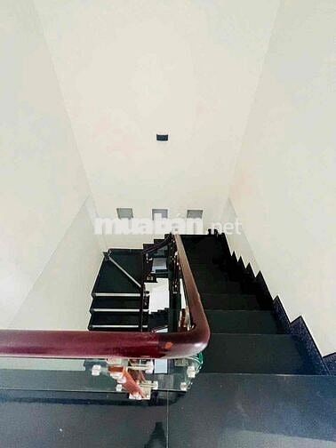 CHO THUÊ BIỆT THỰ 2 LẦU - SẴN NỘI THẤT - KDC CTY 8 - TP. CẦN THƠ