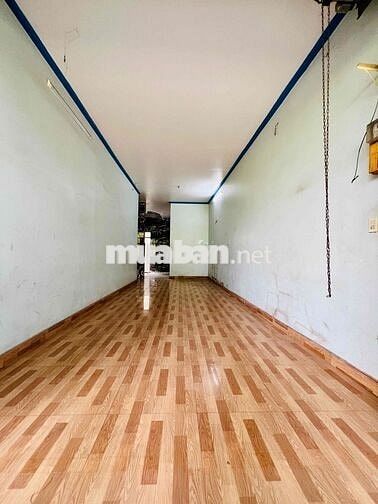 Cho Thuê Nhà Biệt Thự DT 9x20 1Trệt 1Lầu 5Pn 2Wc Gara Ôtô 1/ QL1A APĐ