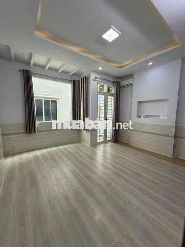 Cho thuê nhà đẹp 1 trệt + 3 lầu phường Chánh Hưng, HCM, Giá 9tr/tháng