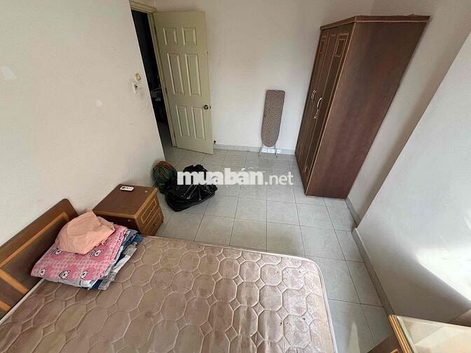 SANG NHƯỢNG GẤP CHUNG CƯ CENTRAL GARDEN 2PN 2WC