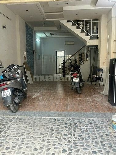 Chủ cần bán căn hộ dịch vụ 71m hẻm đg Nguyễn Thị Định