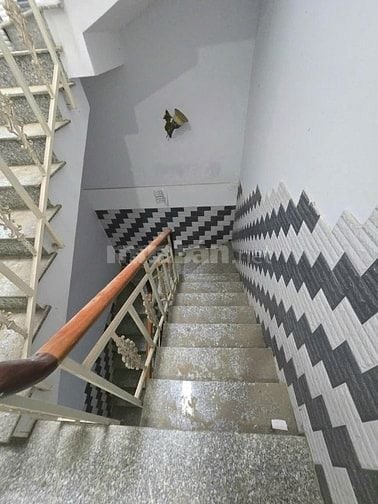 Chủ cần bán căn hộ dịch vụ 71m hẻm đg Nguyễn Thị Định