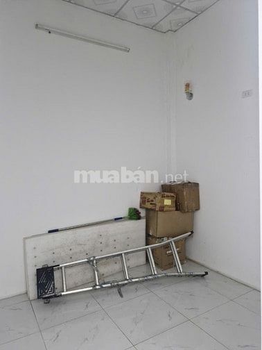 Bán nhà 1 trệt, 1 lầu, đg Ô tô, rộng 4m, nhỉnh 4 tỷ, gần L.Th.Hà