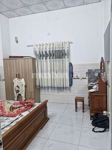 Bán nhà 1 trệt, 1 lầu, đg Ô tô, rộng 4m, nhỉnh 4 tỷ, gần L.Th.Hà