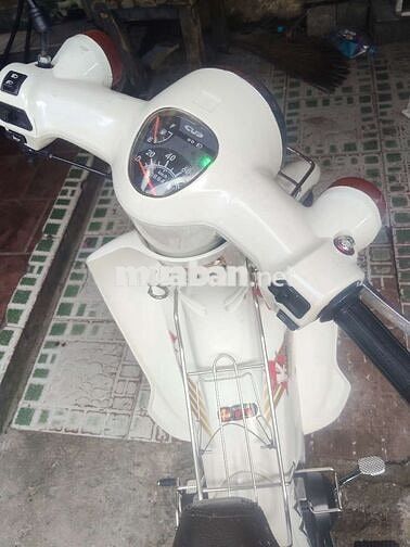 Honda Cub 50cc màu Trắng