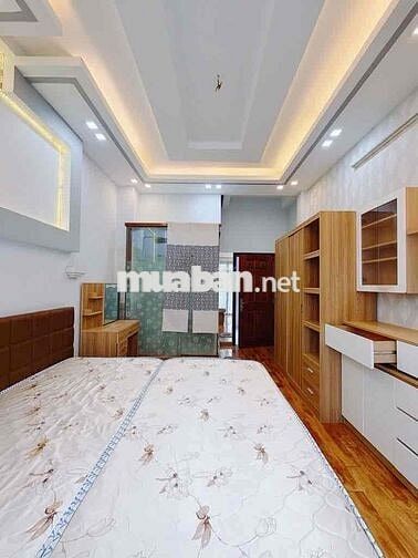 Siêu phẩm MT Đ.số xe hơi đậu cửa, ngay Vĩnh hội, khánh hội, Tôn Đản.