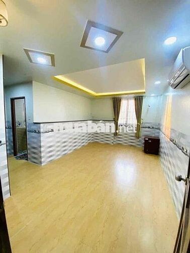 Nhà Trệt 2 lầu 3pn Mới Giáp Khu Nam Long