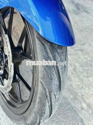 Suzuki GSX150i Xanh Côn tay