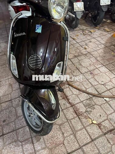 Piaggio Vespa LX 125 Nâu