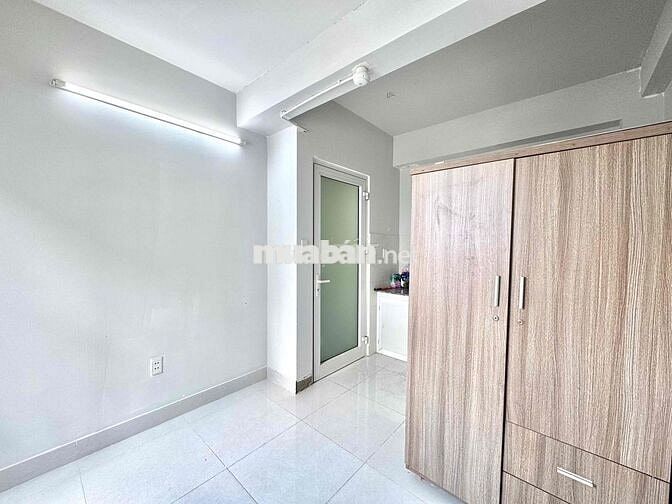 CHO THUÊ PHÒNG CÓ CỬA SỔ TRỜI, MÁY LẠNH, TỦ ĐỒ TẠI LÊ ĐỨC THỌ P7
