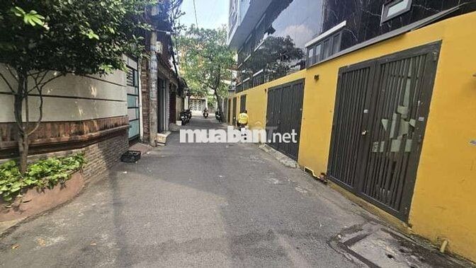 🚈 24 CHDV HXH ĐẬU CÔNG TRƯỜNG DÂN CHỦ * 261 m2 ngang 12m giá 38.5 tỷ