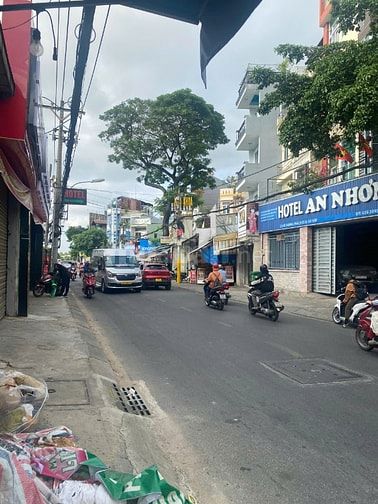 Nhà nguyên căn 4 tầng mặt tiền Lê Hoàng Phái Gò Vấp DTSD 489m2