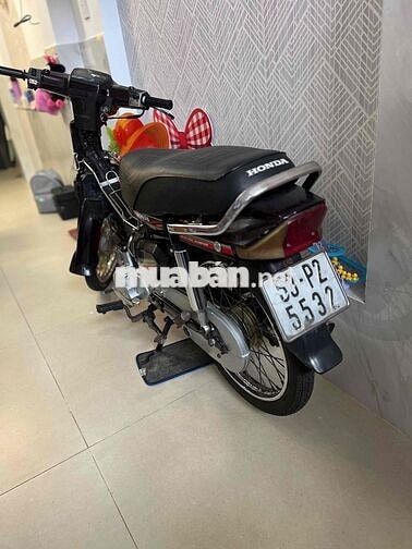 Honda Dream Thái màu Nâu