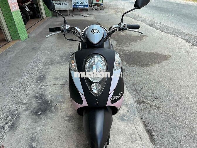 SYM Elite 50cc màu Đen
