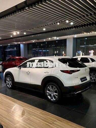 Mazda CX-30 Luxury, Premium