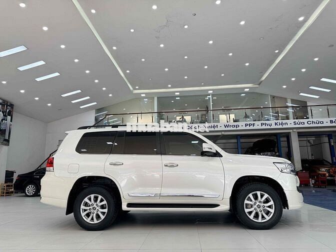Toyota Land Cruiser VX 2017 45.000 km