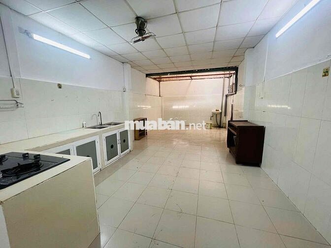GẦN VẠN PHÚC NHÀ 3PN 2WC CÓ PN DƯỚI TRỆT Ở GIA ĐÌNH KD ONLINE