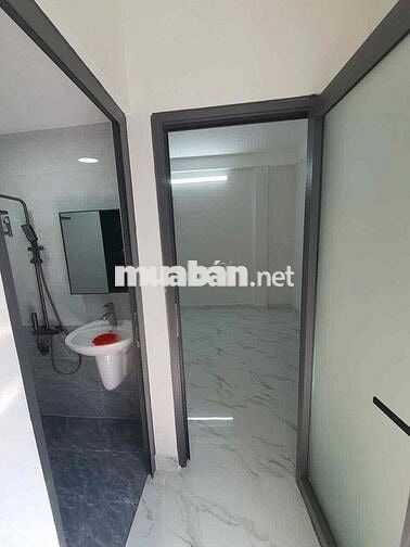 Cho Thuê Nhà Nguyên Căn Bà Hạt Quận 10 30M2 4 Tầng 4 PN - 12 Triệu