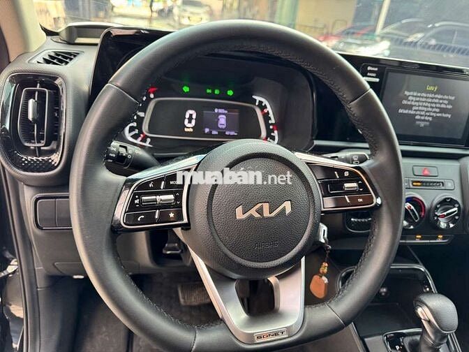 Kia Sonet 2022 Deluxe 1.5AT, màu đen, 47.000 km