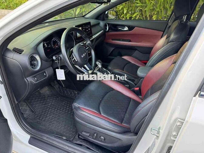 Kia K3 2.0 Premium 2022 full lịch sử hãng