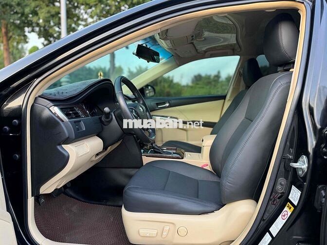TOYOTA CAMRY 2.0E  2017 XE GIA ĐÌNH CÒN MỚI ĐẸP