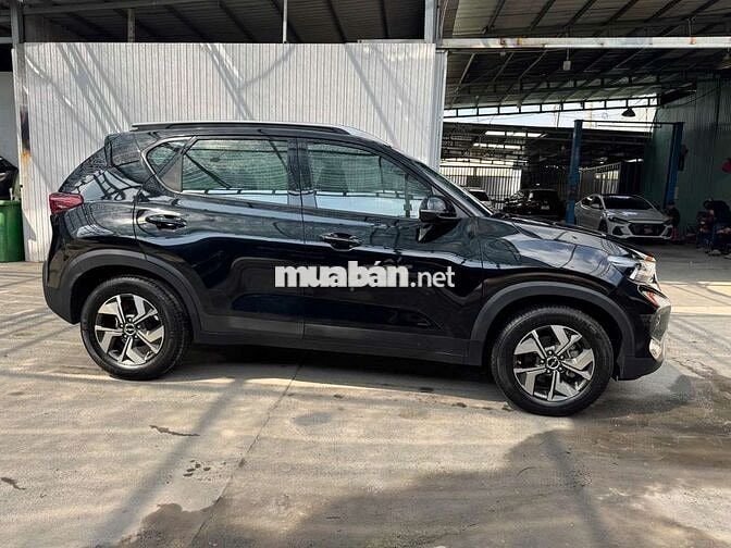 Kia Sonet 2022 Deluxe 1.5AT, màu đen, 47.000 km