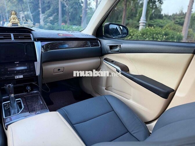 TOYOTA CAMRY 2.0E  2017 XE GIA ĐÌNH CÒN MỚI ĐẸP
