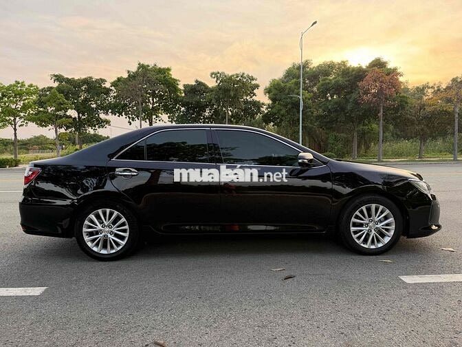TOYOTA CAMRY 2.0E  2017 XE GIA ĐÌNH CÒN MỚI ĐẸP