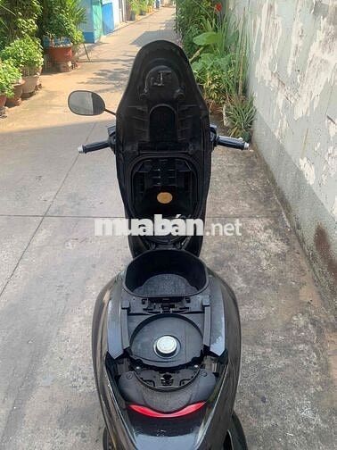 Yamaha Janus 2018 Đen