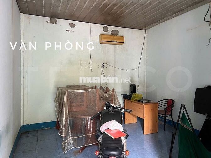 Kho xưởng bãi 1.700 m² kho xây dựng 375 m² có văn phòng, trạm điện 3P