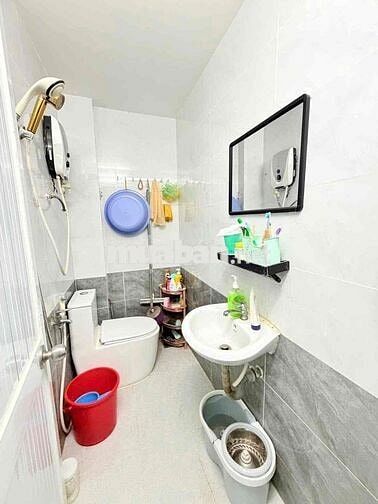 BÁN NHÀ HẺM 5M VƯỜN CHUỐI QUẬN 3 DT 3.1m x 11m 5 TẦNG GIÁ 8.3 TỶ TL