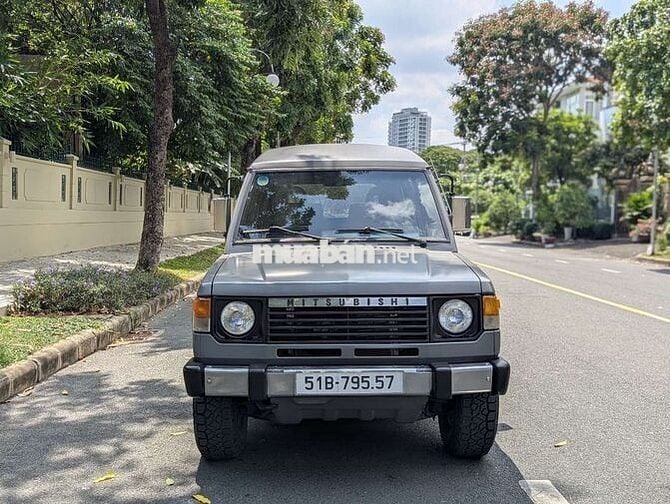 Mitsubishi Pajero MK1 1988 hàng sưu tầm dọn đẹp