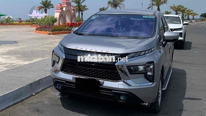 Mitsubishi Xpander 7 chỗ Bạc