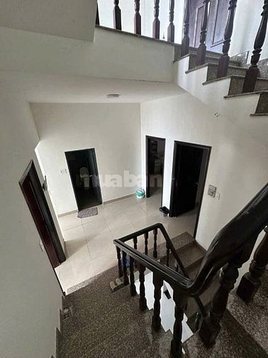 ⛔ Cho Thuê Nhà 5PN. 5WC - Gần Trường Hoa Lư + Ngã 4 Thủ Đức 
