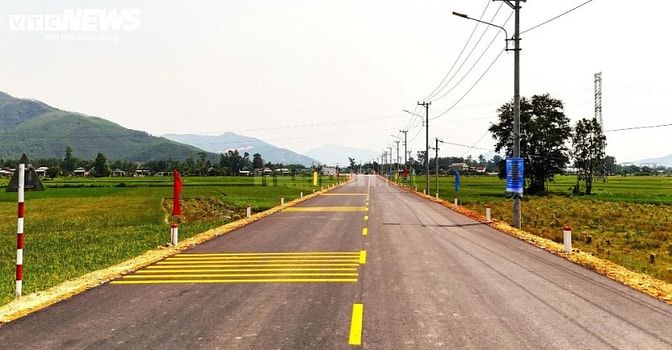 Bán lô đất Ngay ngã tư cây xăng Số 2 tuyến đi KCN Becamex, Nhơn Tân cũ