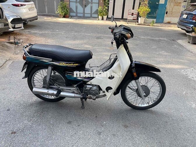 Honda Dream Đen trắng