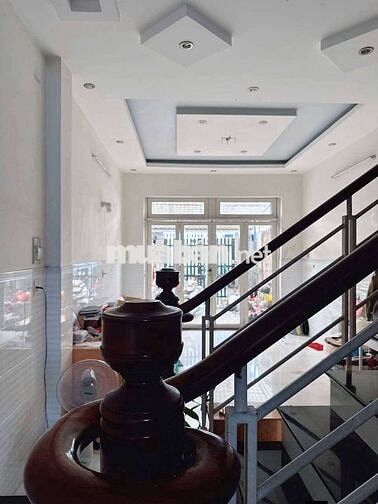 nhà thuê đường liên khu 4-5 Bình hưng hòa B.binhg tân.4×20 nhà 3 lầu