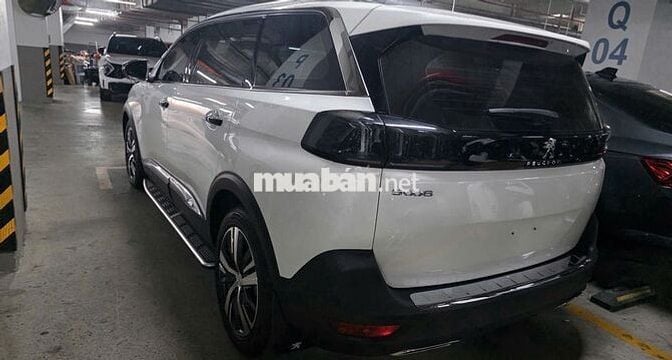 Peugeot 5008 Trắng 28000 km