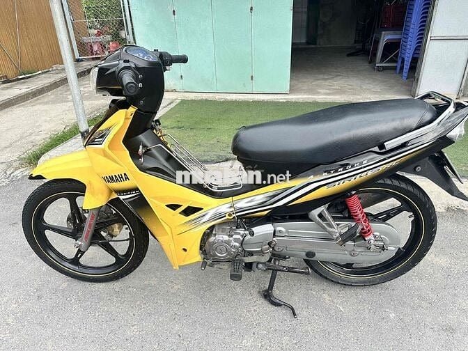 Yamaha Sirius màu Vàng