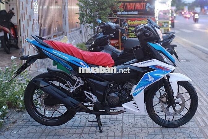 Honda Winner V1 Xanh trắng